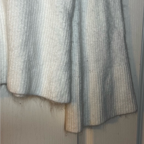 RACHEL Rachel Roy White Off-the-Shoulder Sweater - Picture 7 of 8